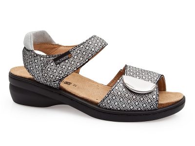 Sandalia negra 0739